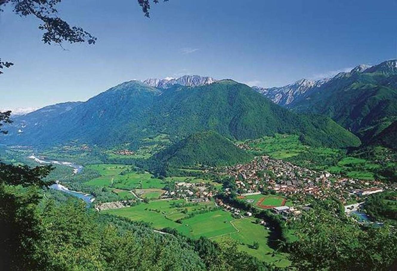 Tolmin Center Apartments Townhouse & Loft Buitenkant foto